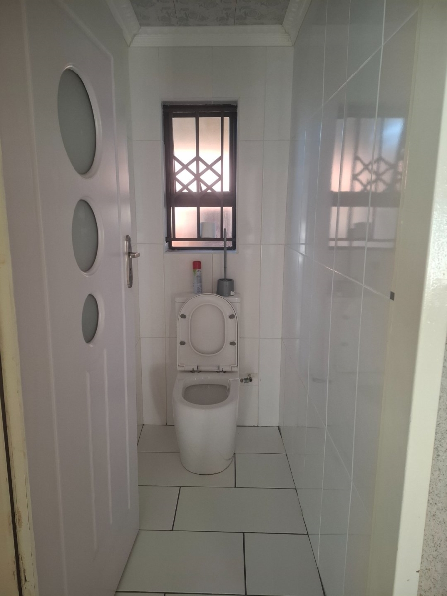 3 Bedroom Property for Sale in Maokeng Free State